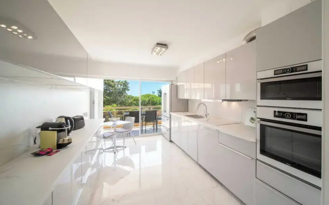 Renovated Apartment 155m2 3br/6p - Cannes Palm Beach