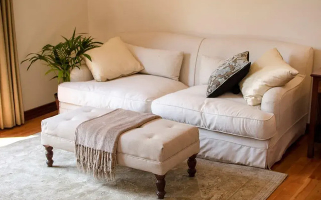 Chic Studio Nestled in Lovely Garden and Pool-2254