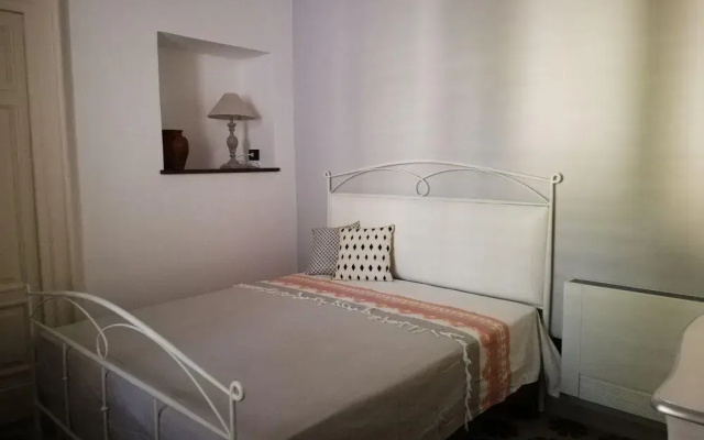 Agorà Suites & Apartments
