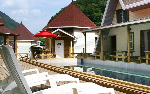 Story Vally Pension
