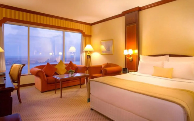 Corniche Hotel Abu Dhabi