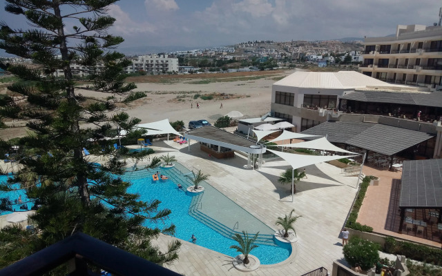 Venus Beach Hotel