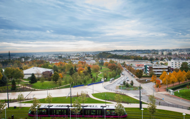 Holiday Inn Dijon, an IHG Hotel