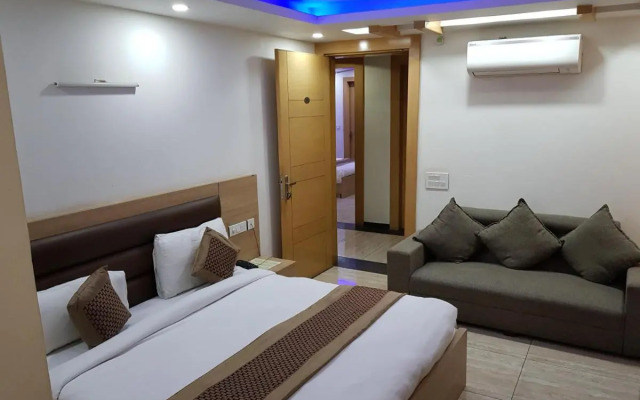 BlueNeck Sec 47 near Medanta -The Medicity' Gurugram