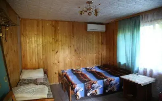 База отдыха на реке Шаке — фото