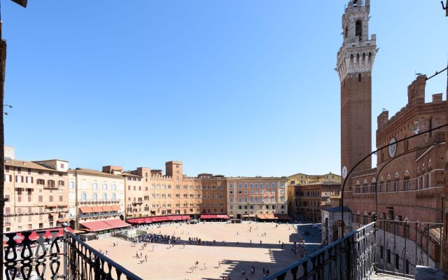 La Terrazza Sul Campo Rooming House