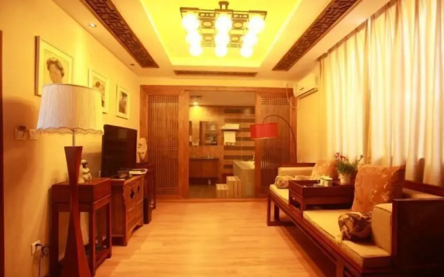 Lijiang Jinli Chinese Courtyard Inn
