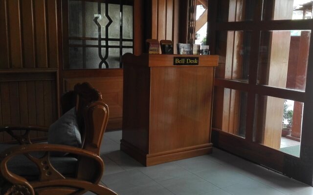 Hotel Dingar