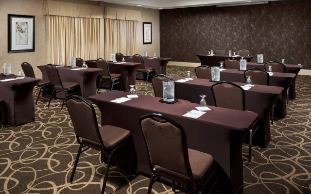 Holiday Inn Hotel & Suites Raleigh / Cary by IHG