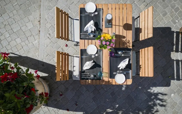 BLUME. - Baden Hotel & Restaurant