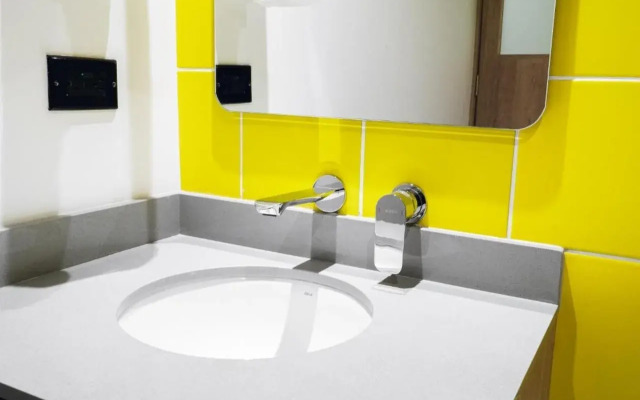 Indie Universe Creative Hotel