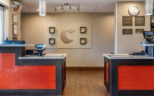Comfort Inn & Suites Sacramento - University Area