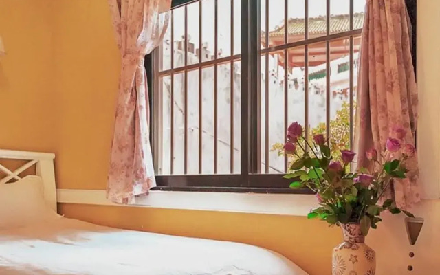 Xiamen Gulangyu Sunshine Dora's House