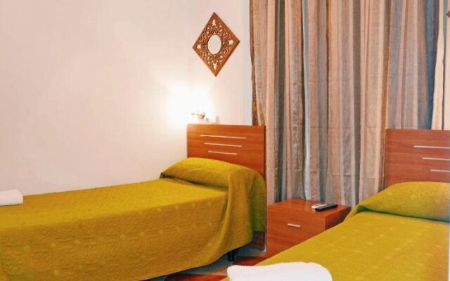 Hostal Colon