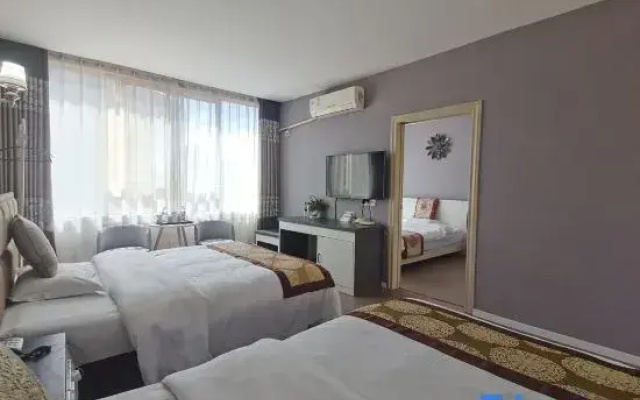 Shehong Hexie Business Hotel