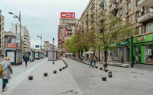 Sunny 2BR Flat-Top Location-Amazing Views