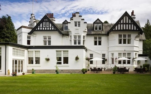Pine Trees Hotel