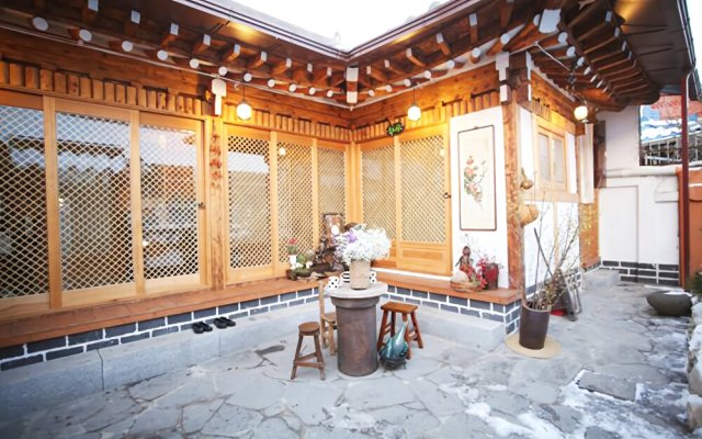 Jeonju Gangryeongjeon Guesthouse