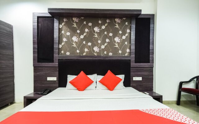 Hotel Raj