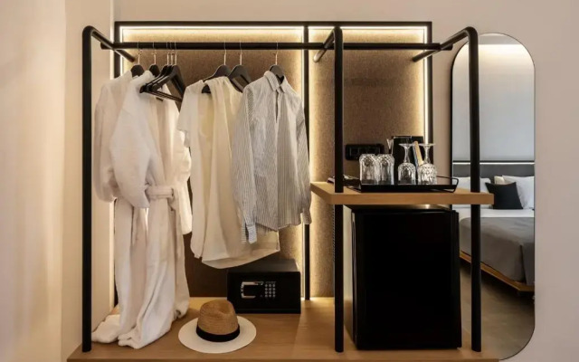 Chora Suites, Premium Key Collection