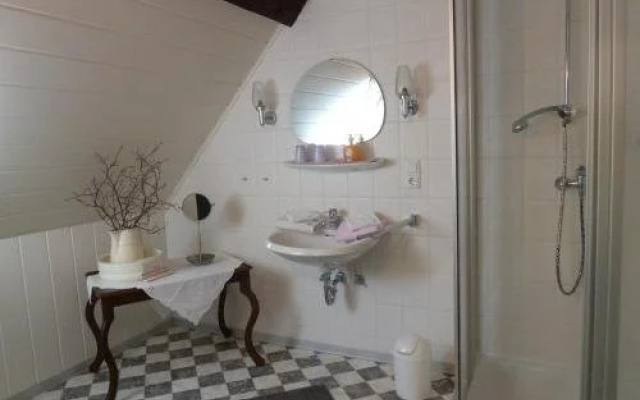 Alte Weinstuben Steinfelder Hof