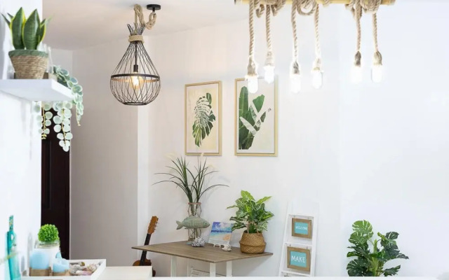 The Farallon Beach Condo by Acomodo