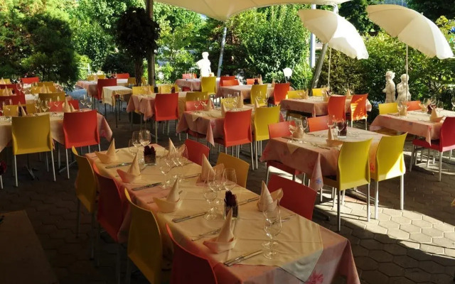 Hotel Felmis