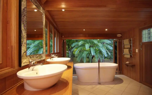Port Douglas Valley Retreat