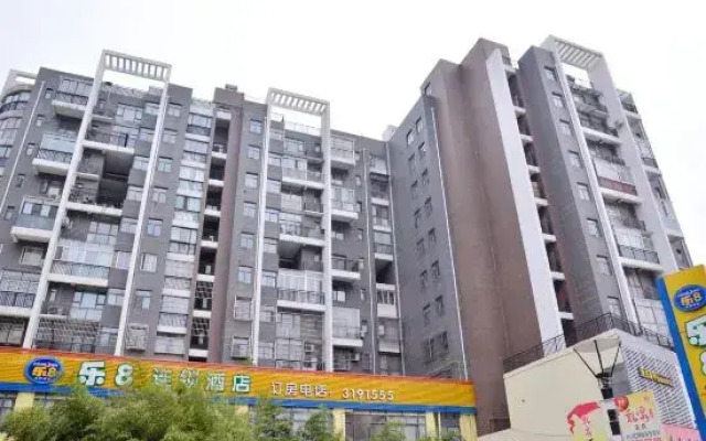 Bengbu Le 8 Hotel Chain (Baolong City Plaza)