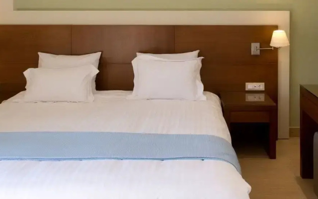 Niriides Luxury Villas
