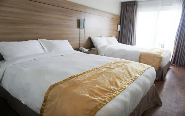 Vista Real Hotel