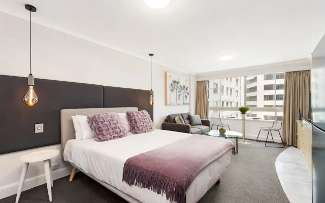 Sydney CBD Studio Apartment 1704 KNT
