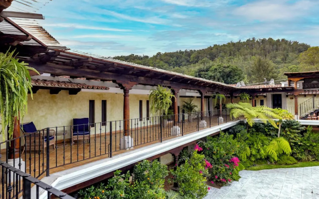 Casa Faustina Boutique Hotel