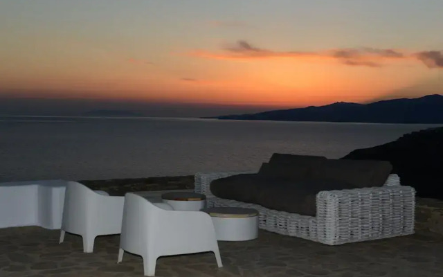 Villa Crystal
