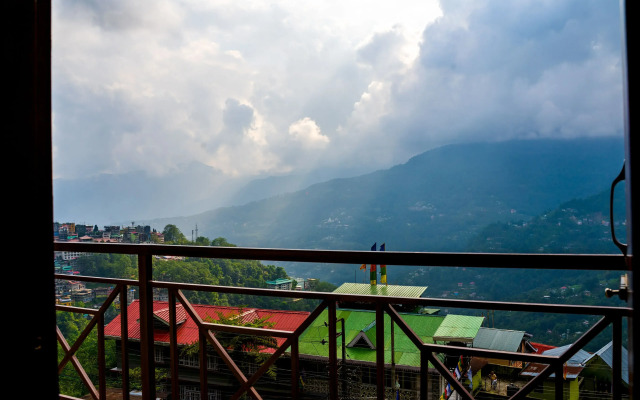 Goroomgo The Bankhim Residency Gangtok