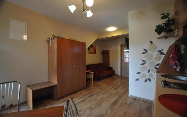 Apartament pod Dębami