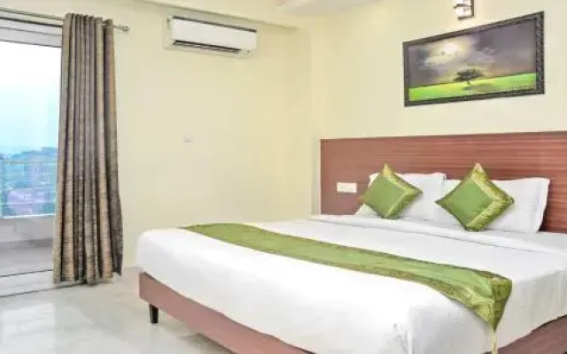 OYO 12074 Vikrant's Residency