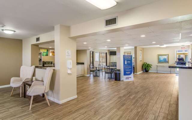 Suburban Studios Hotel Kingsland Near I-95