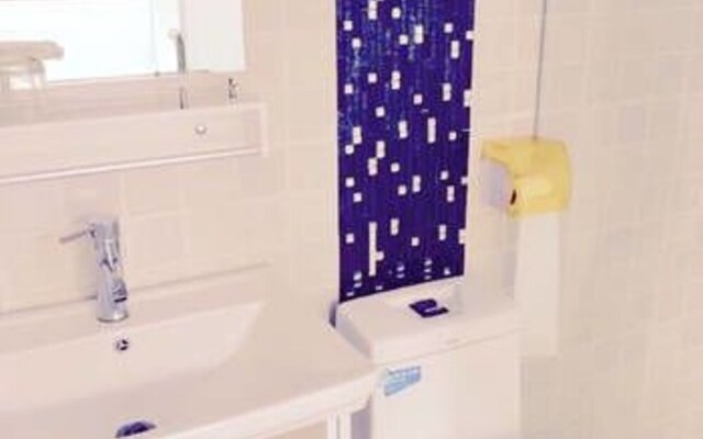 Huafang Xiaoshe Youth Hostel