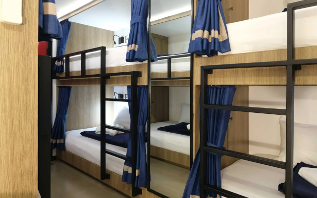UNWND Boutique Hotel Makati