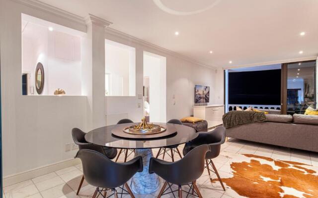 Clifton YOLO Spaces – Clifton Beachfront Apartments