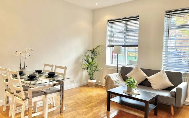 Waterloo Luxury Apartment
