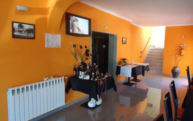 Hotel Encostas De Nantes