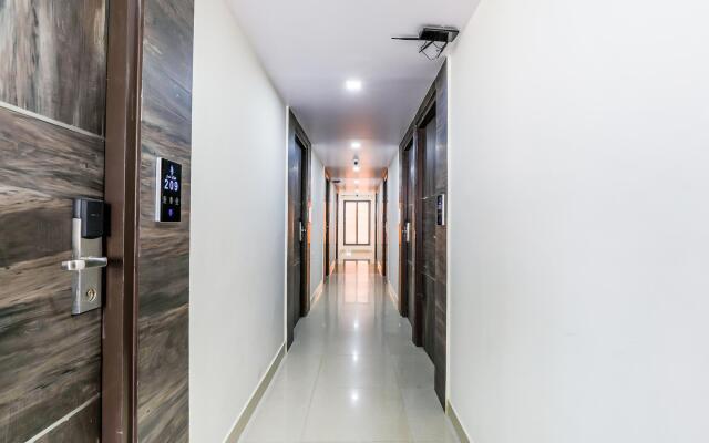 Fabhotel Crown Heights
