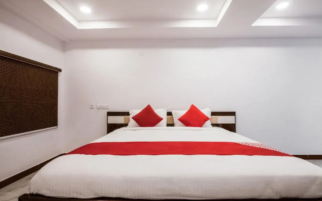 OYO 27720 V Hotel Gachibowli