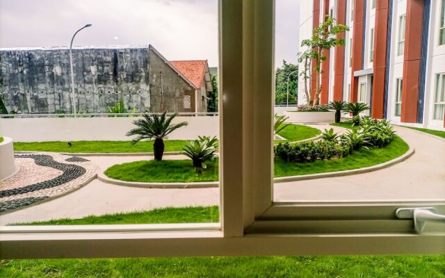 Cozy Studio Room At Barsa City Apartment