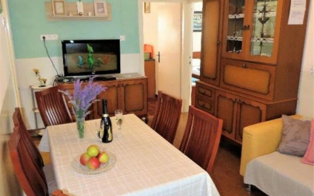 Franka - 70 m From sea - A1