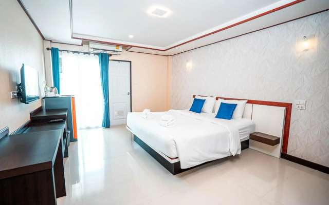 Blue Sky Residence Airport