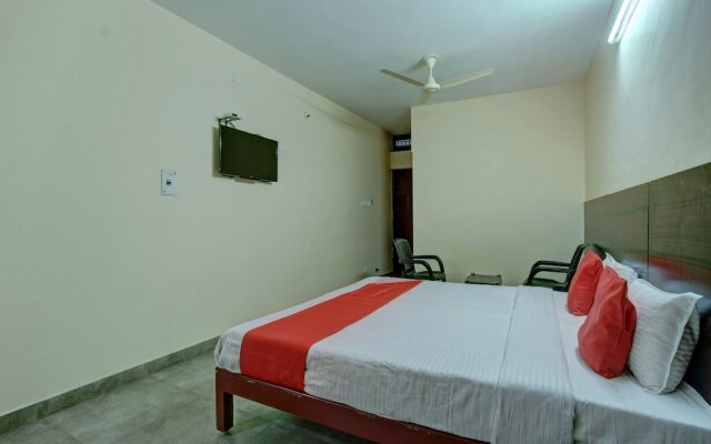 Oyo 27946 Sandhanam As Abode