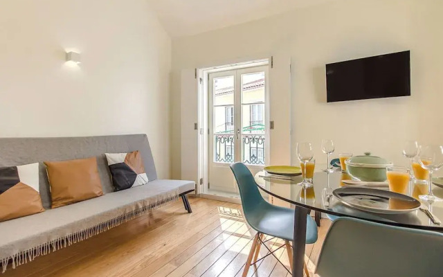 Design Apartment in Typical Alfama